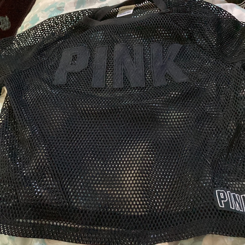 VS PINK FISHNET TOP🖤 - Picture 5 of 8